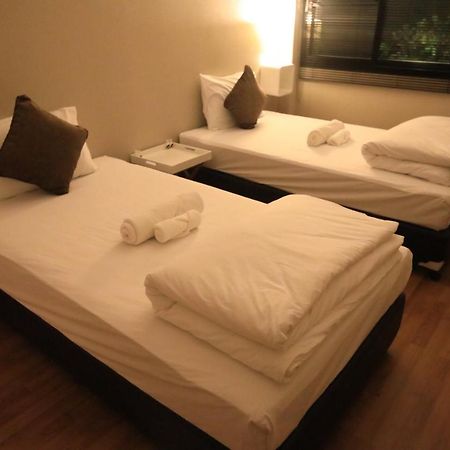 Soft Dormtel Jedyod ซอฟ ดอรมเทล 7 ยอด Vandrarhem Chiang Mai Exteriör bild