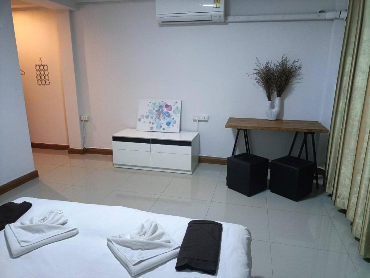 Soft Dormtel Jedyod ซอฟ ดอรมเทล 7 ยอด Vandrarhem Chiang Mai Exteriör bild