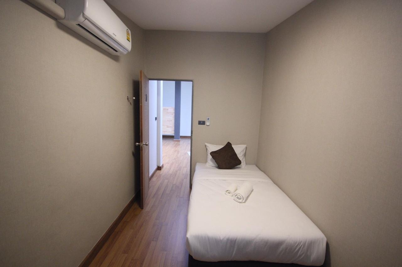 Soft Dormtel Jedyod ซอฟ ดอรมเทล 7 ยอด Vandrarhem Chiang Mai Exteriör bild