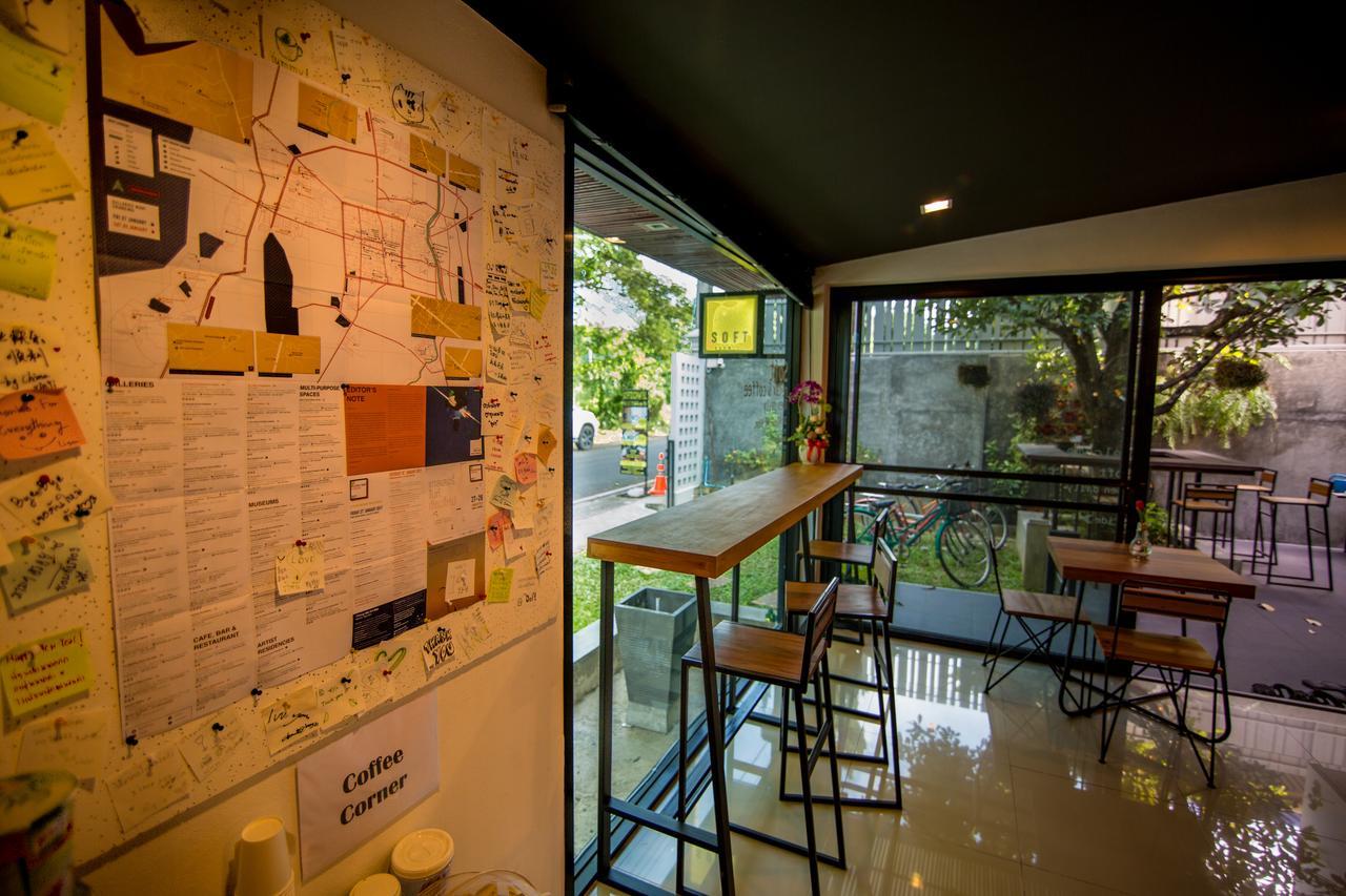 Soft Dormtel Jedyod ซอฟ ดอรมเทล 7 ยอด Vandrarhem Chiang Mai Exteriör bild