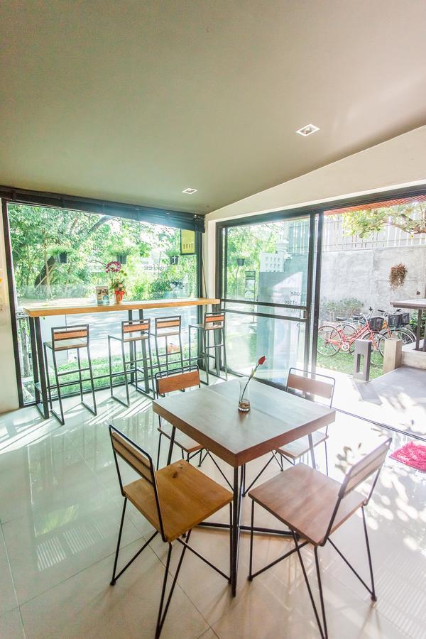 Soft Dormtel Jedyod ซอฟ ดอรมเทล 7 ยอด Vandrarhem Chiang Mai Exteriör bild