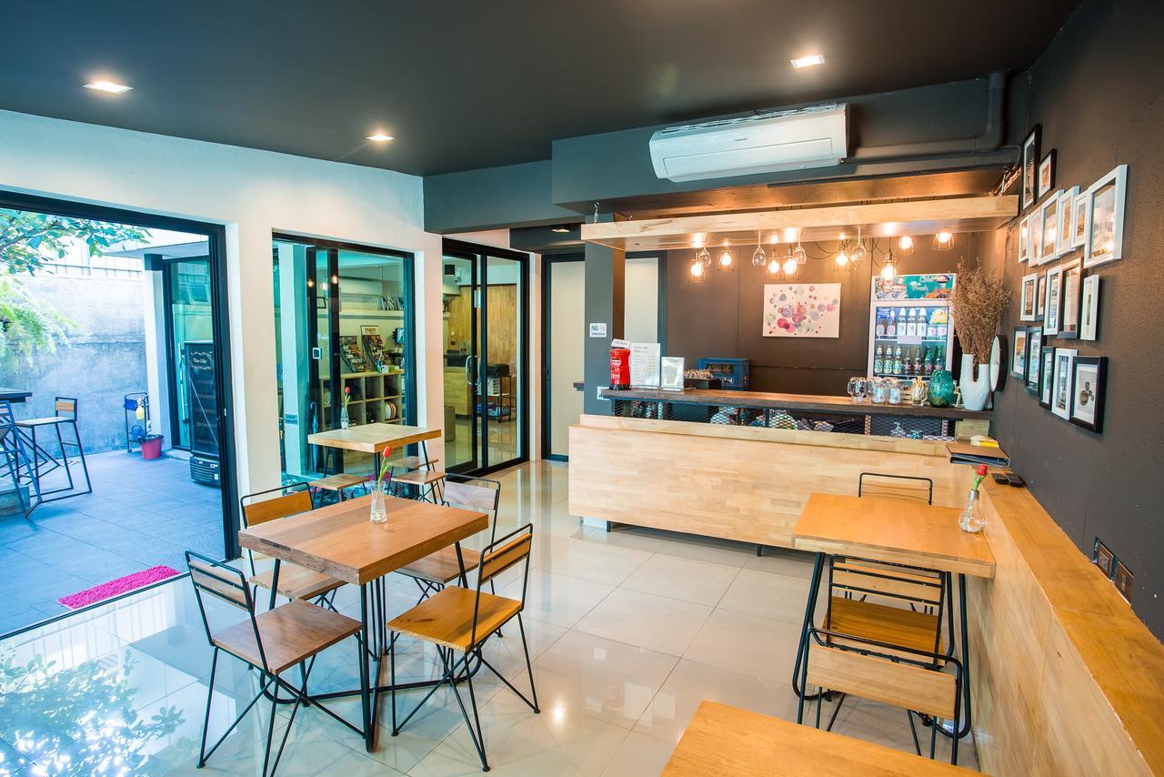 Soft Dormtel Jedyod ซอฟ ดอรมเทล 7 ยอด Vandrarhem Chiang Mai Exteriör bild